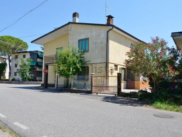 Casa in vendita a Bistrigna, Staranzano