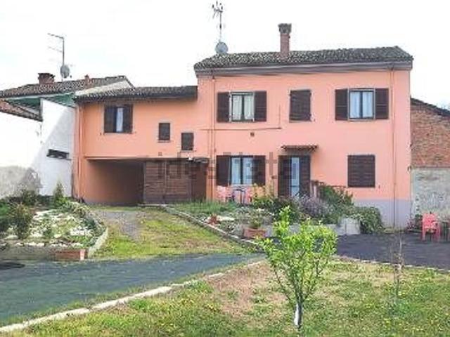 Casa in vendita a Broni, Lombardia