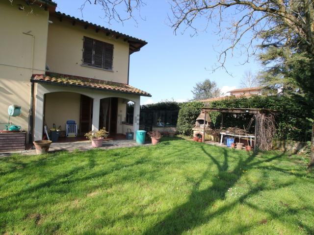 Casa in vendita a Vicchio, Toscana