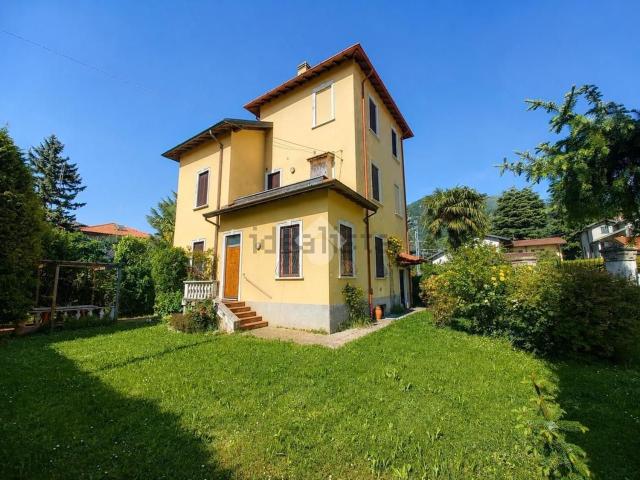 Casa in vendita a Caravaggio, Canzo