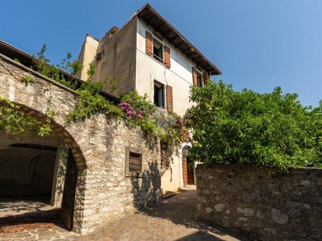 Casa in vendita a Comunità Montana Parco Alto Garda bresciano, Gargnano