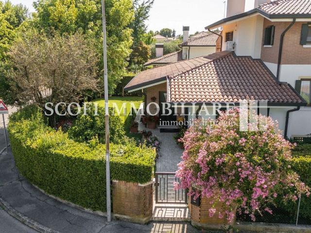 Casa in vendita a Ponzano Veneto, Ponzano