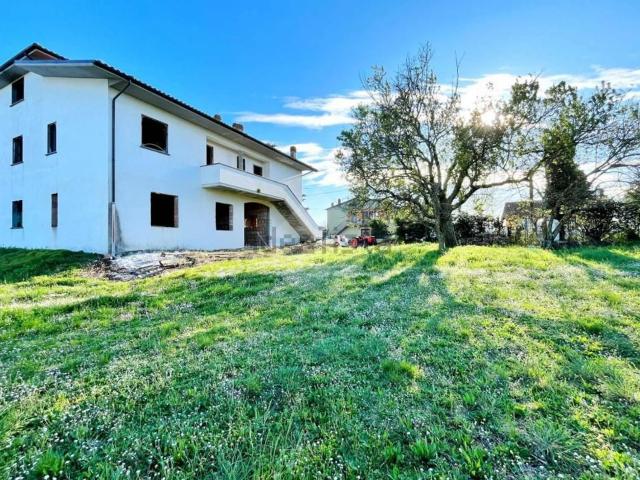 Casa in vendita a Viterbo, Lazio