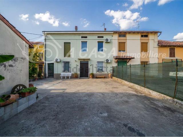 Casa in vendita a Santa Croce, Zibello