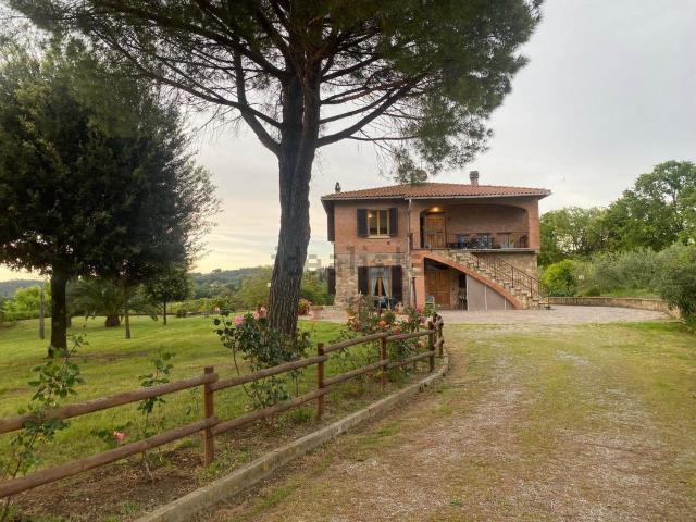Casa in vendita a Castellina In Chianti, Toscana