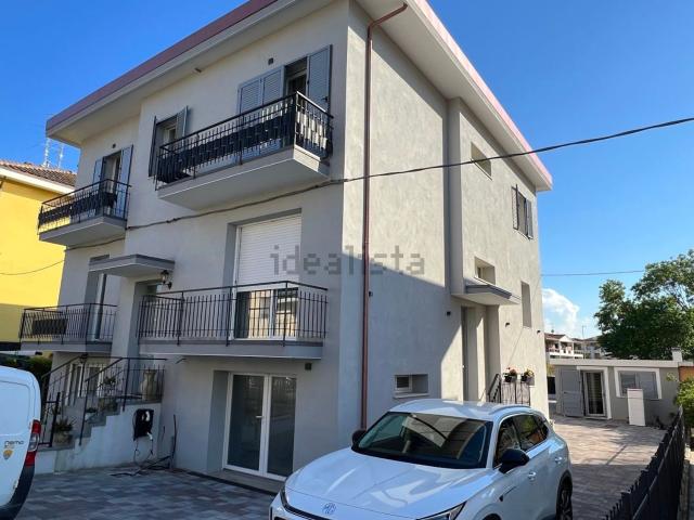 Casa in vendita a Vallefoglia, Marche
