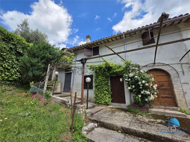 Casa in vendita a Belvedere, Spoleto