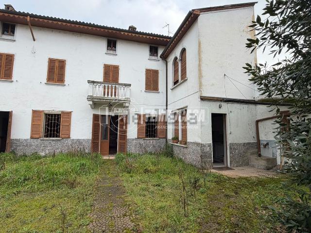 Casa in vendita a Alagna Lomellina, Lombardia