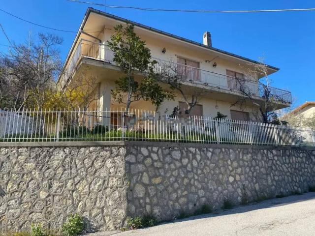 Casa in vendita a Marche, Pesaro E Urbino
