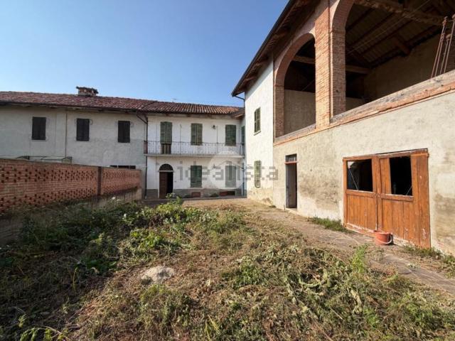 Casa in vendita a Piemonte, Asti