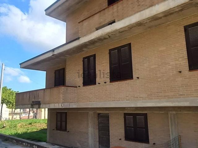 Casa in vendita a Marche, Fermo