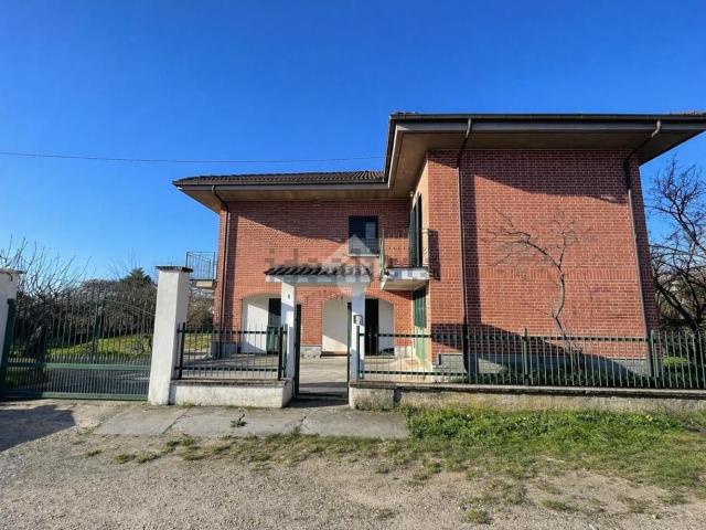 Casa in vendita a Cascina Bronzina, Piemonte