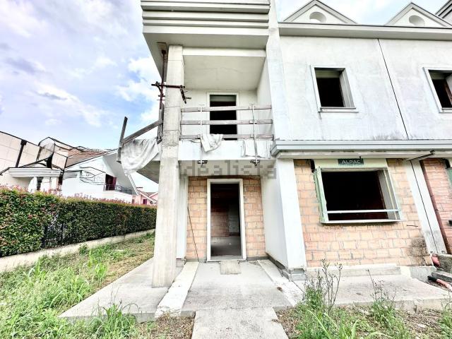 Casa in vendita a Abano Terme Bagni, Veneto