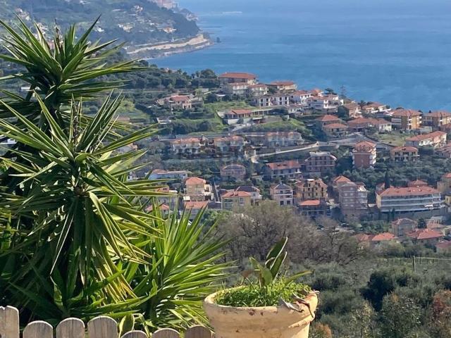 Casa in vendita a Costarainera, Liguria