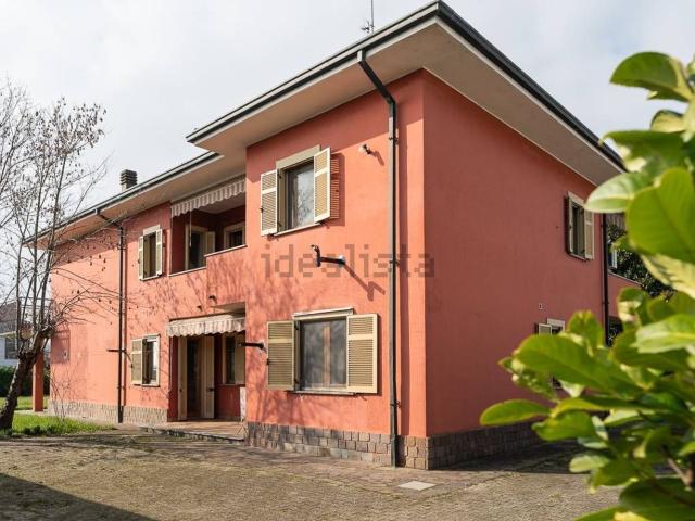 Casa in vendita a Cervesina, Lombardia