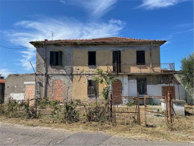 Casa in vendita a Unione di comuni Valmarecchia, Santarcangelo Di