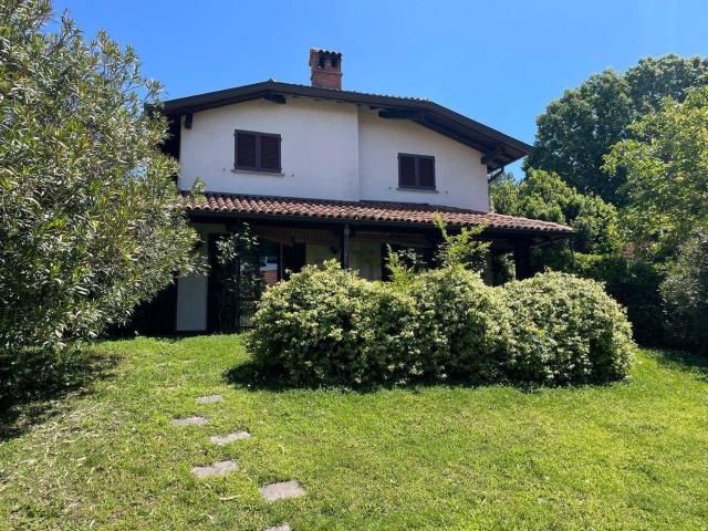 Casa in vendita a Usmate Velate, Usmate