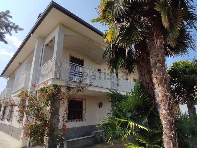 Casa in vendita a Piemonte, Novara