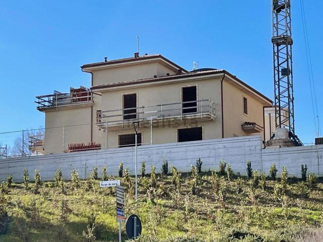 Casa in vendita a Bora Ragnola, Marche