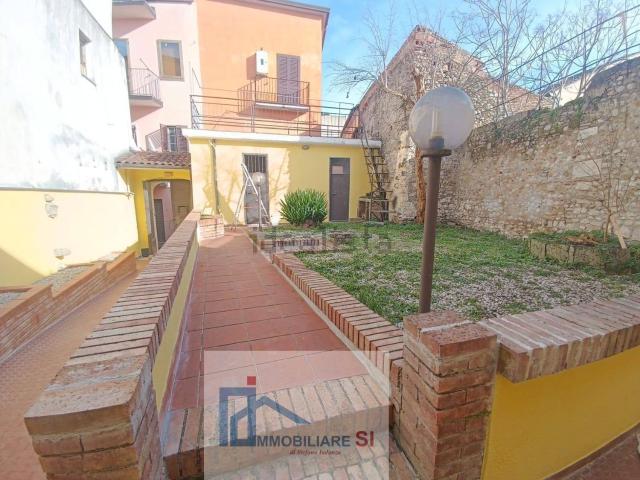 Casa in vendita a Mellusi-Atlantici, Benevento