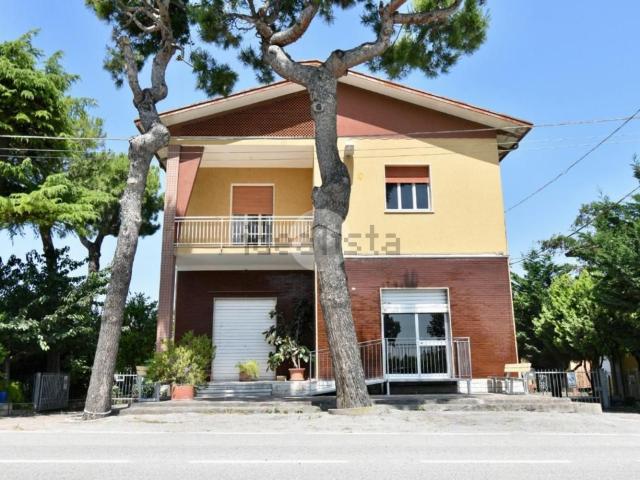 Casa in vendita a Unione di comuni Valmarecchia, Santarcangelo Di