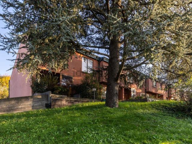 Casa in vendita a Unione dei comuni Valli del Reno, Lavino e Samoggia, Reggio Emilia