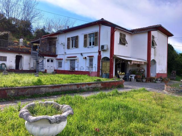 Casa in vendita a Prati di Vezzano, Vezzano Ligure