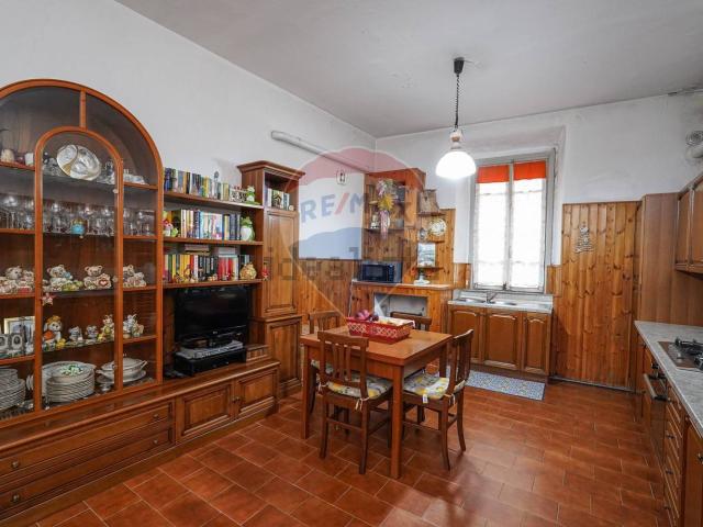 Casa in vendita a Alzano Lombardo, Lombardia