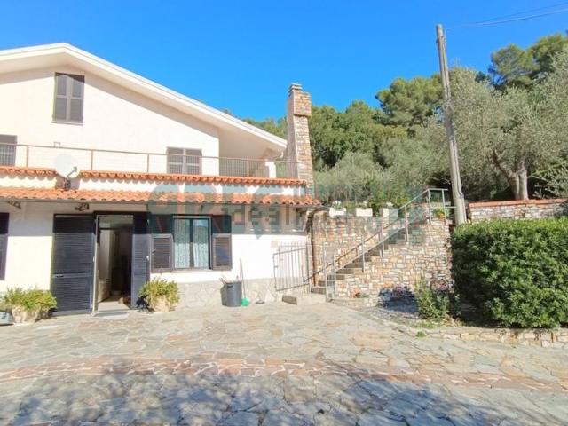 Casa in vendita a San Bartolomeo Al Mare, Liguria