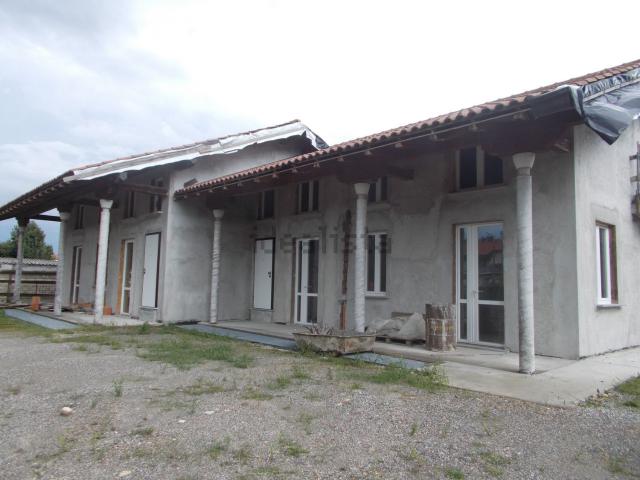 Casa in vendita a Sant'Anna Ovest, Lonate Pozzolo