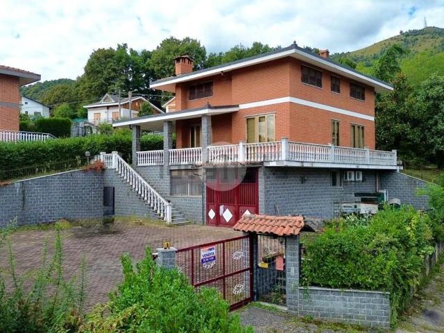 Casa in vendita a Unione Montana di Comuni delle Valli di Lanzo, Ceronda e Casternone, Piemonte