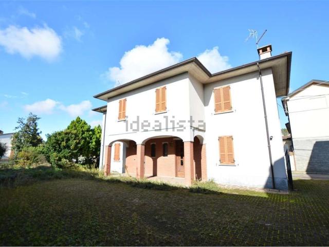 Casa in vendita a Badia Pavese, Lombardia
