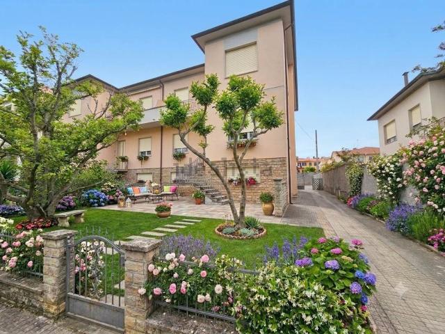 Casa in vendita a Marina di Cecina, Cecina