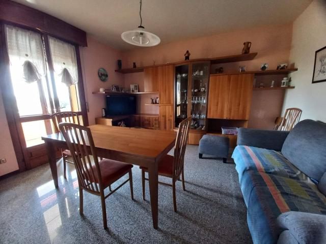 Casa in vendita a Bassa Reggiana, Re