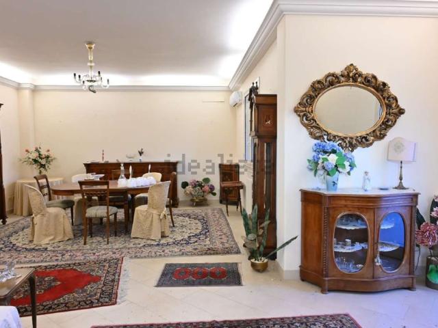 Casa in vendita a Sant'agata Li Battiati, Sicilia