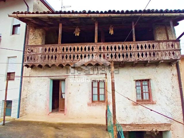 Casa in vendita a Premolo, Lombardia