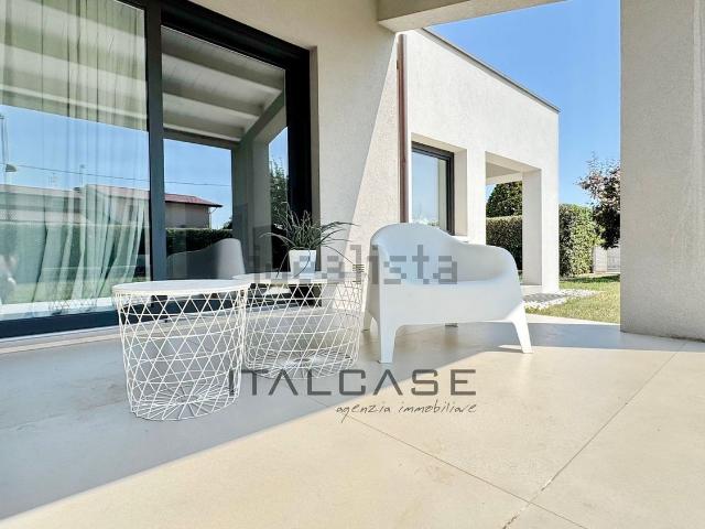 Casa in vendita a Stroppari, Tezze sul Brenta