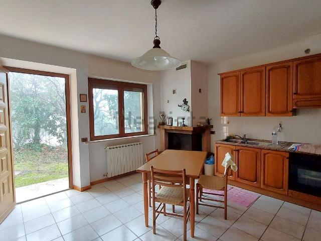 Casa in vendita a Marche, Ancona