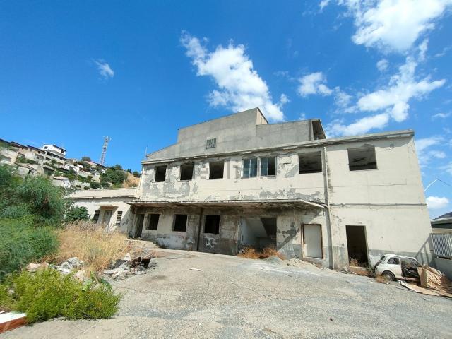 Casa in vendita a Calabria, Reggio Calabria