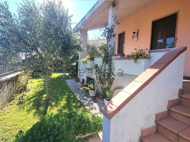 Casa in vendita a Montecastrilli, Umbria