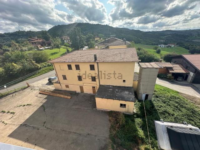 Casa in vendita a Unione dei comuni del Frignano, Serramazzoni