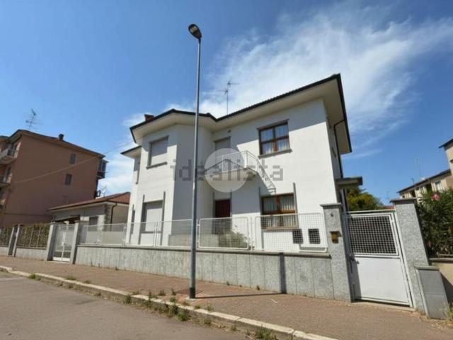 Casa in vendita a Porta Torino, Piemonte