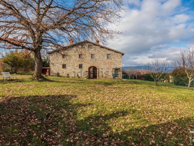 Casa in vendita a Scarperia e San Piero, San Piero A Sieve