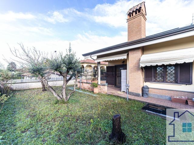Casa in vendita a Centroni, Roma Capitale