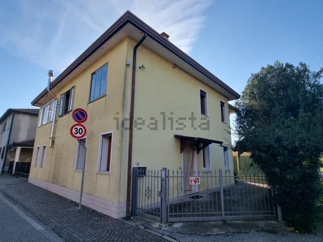 Casa in vendita a Pontelongo, Veneto