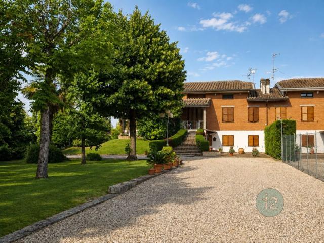 Casa in vendita a Unione Comuni Modenesi Area Nord, Mirandola