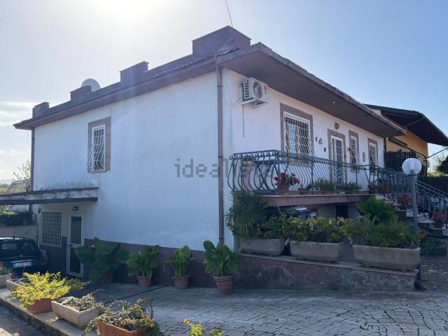 Casa in vendita a Acqua Acetosa, Roma Capitale