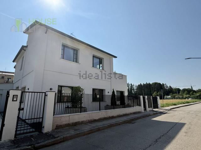 Casa in vendita a San Bortolo, Vicenza