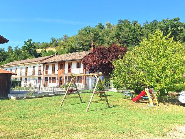 Casa in vendita a Biglini, Alba