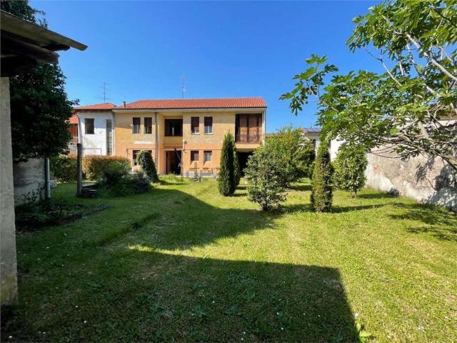 Casa in vendita a Buscate, Lombardia